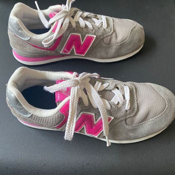 New Balance Big Kids 574 Sneakers Size 3.5 - Picture 8 of 10
